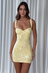 Elegant Yellow Lace Floral Bodycon Backless Mini Homecoming Dress